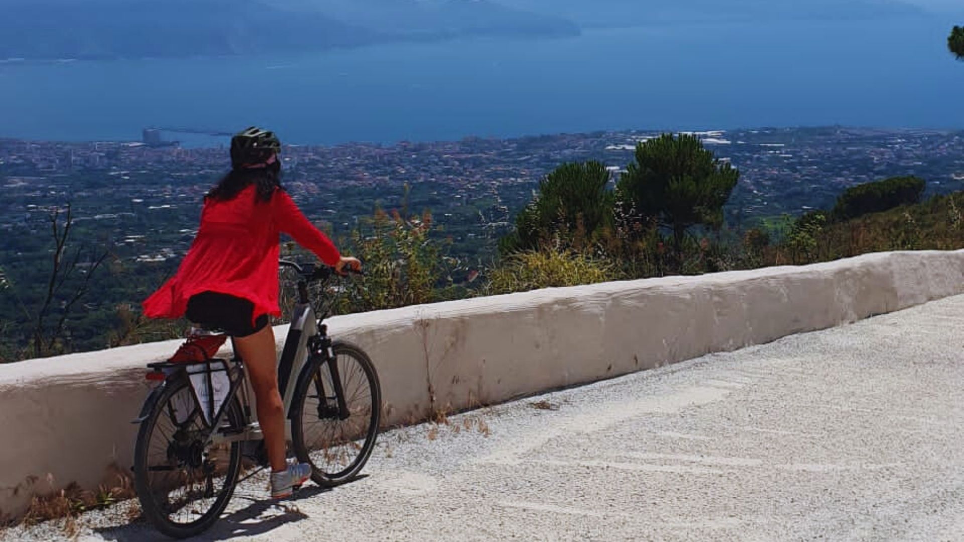 Naples: e-bike rental on Mount Vesuvius with crater access - Photo 14