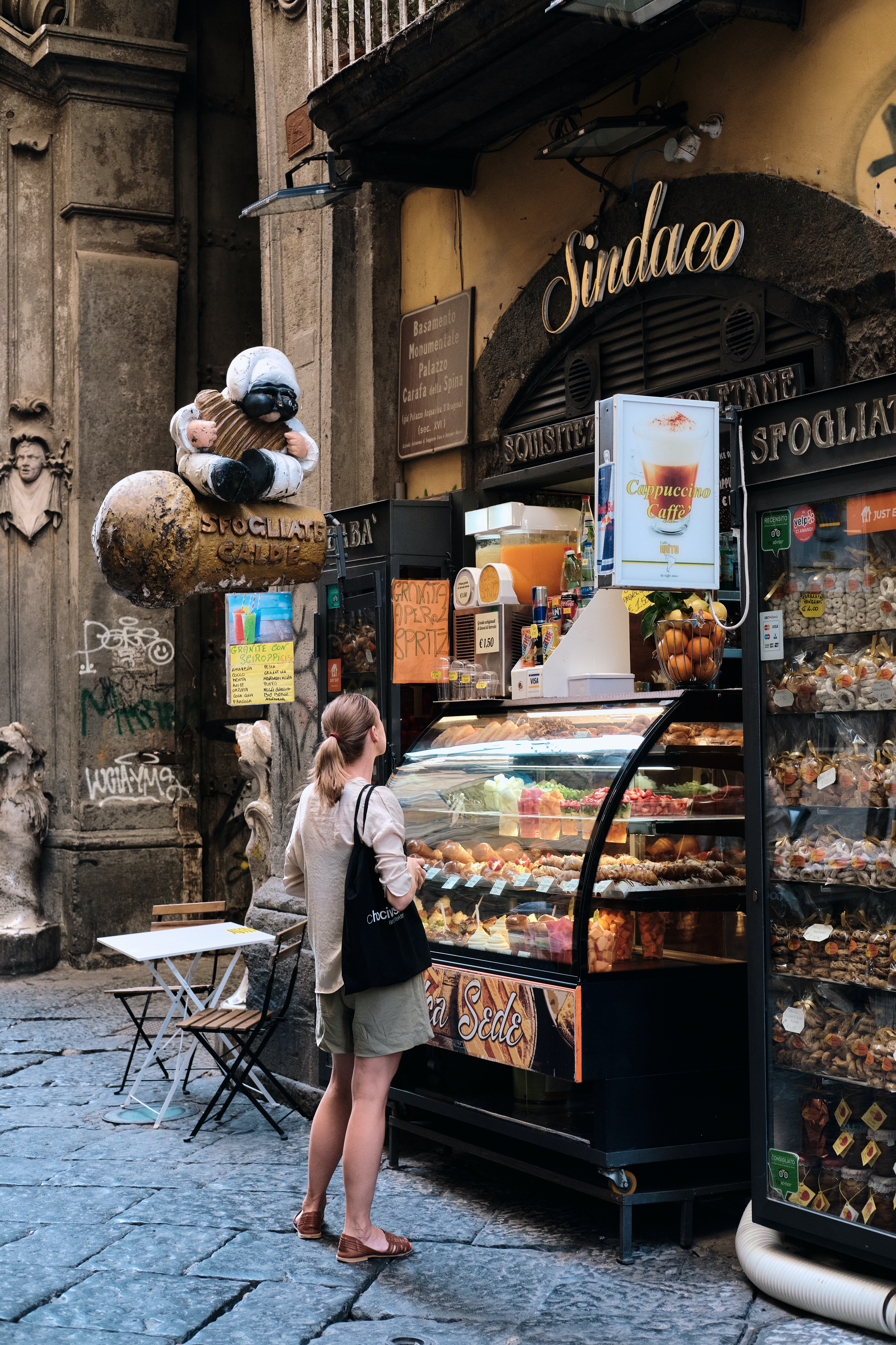 Naples bus tour and walking tour with coffee and pastry - Photo 5