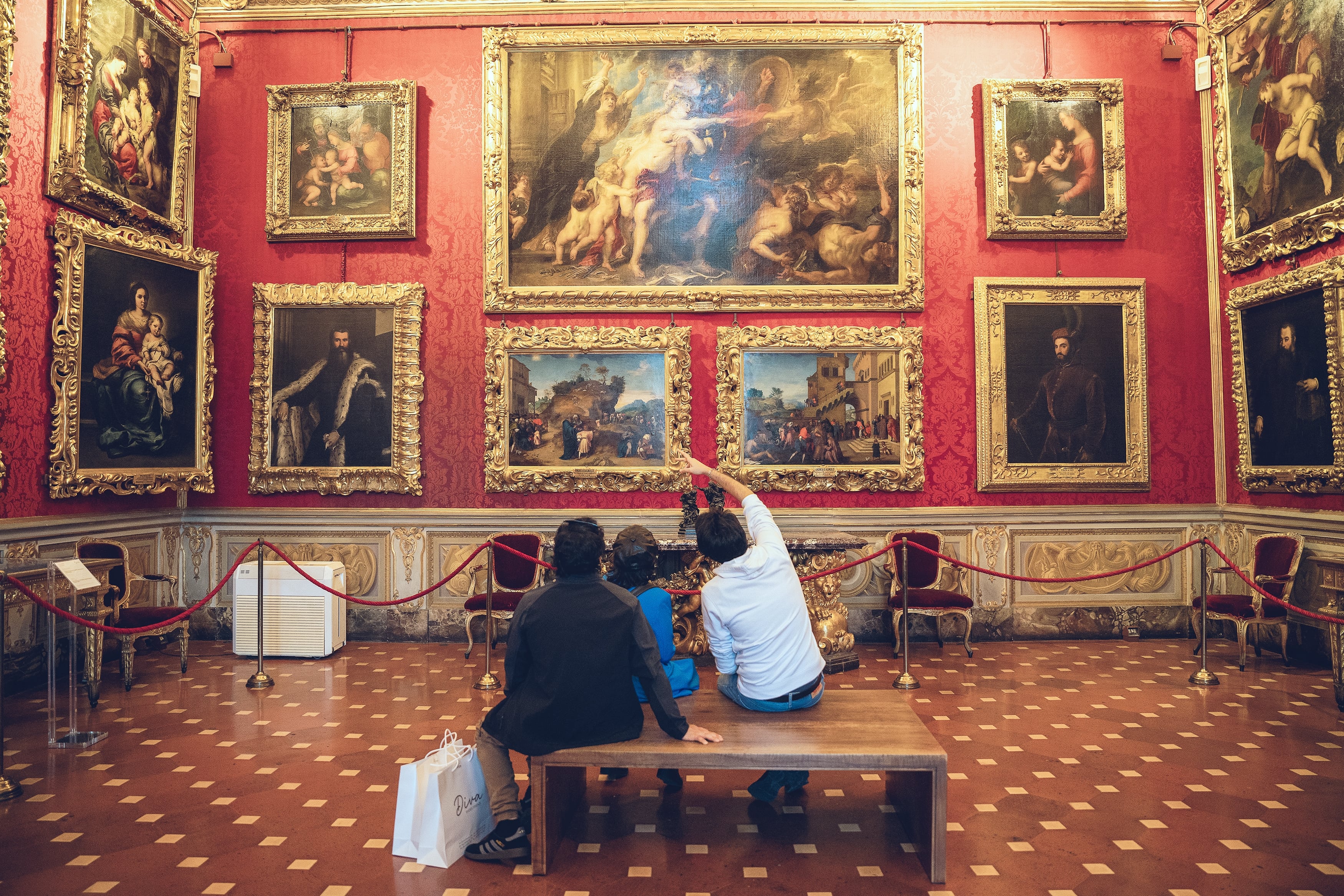 OT Florence Palatina Gallery and Pitti Guided Tour – Image 1 | WeShare