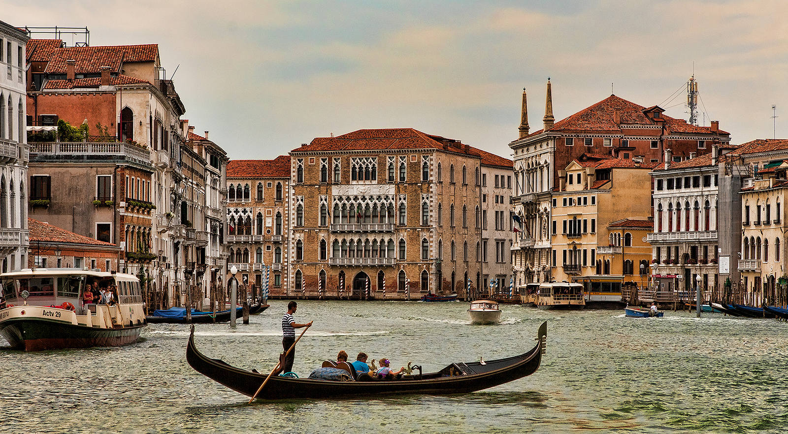 Venice Walking Tour and Gondola Ride - Photo 5
