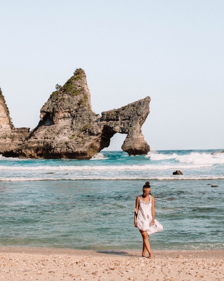 Descubra la belleza de la isla de Nusa Penida - Foto 4