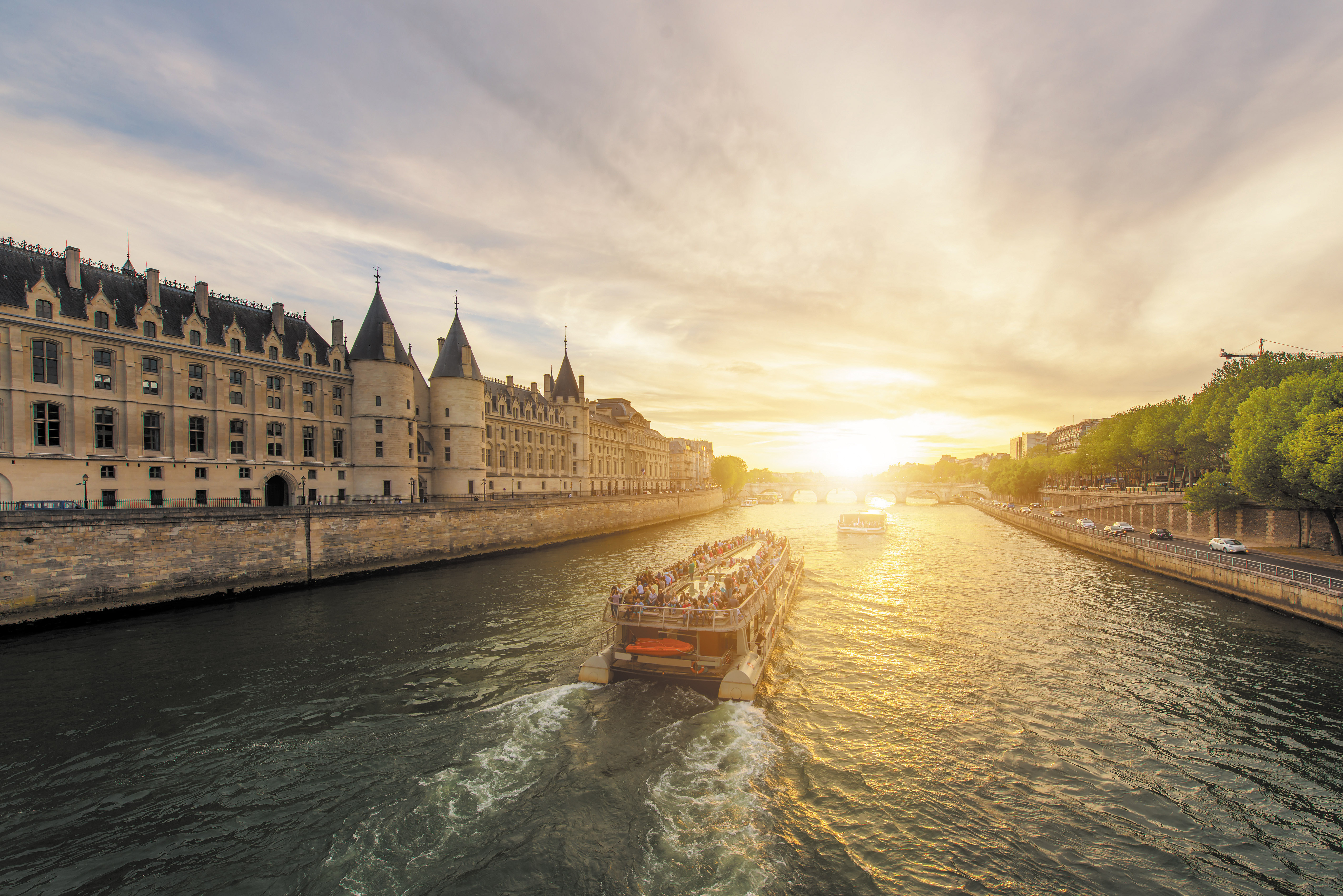 Flexible Seine River Cruise Tickets with Audio Guide in Paris - Photo 6