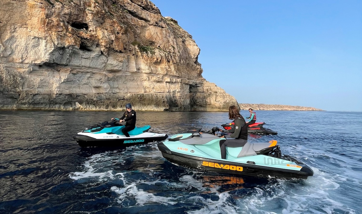 Palma Bay 25 minutes Jet-ski Tour (departures from El Arenal)