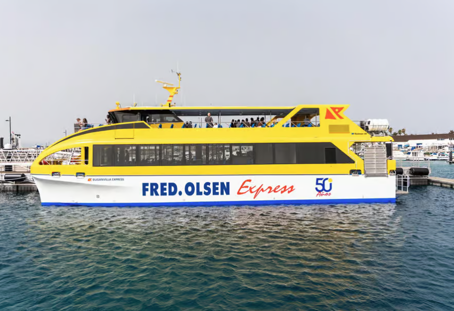 Visit Fuerteventura. Round-trip ferry on the Bouganville Express from Playa Blanca