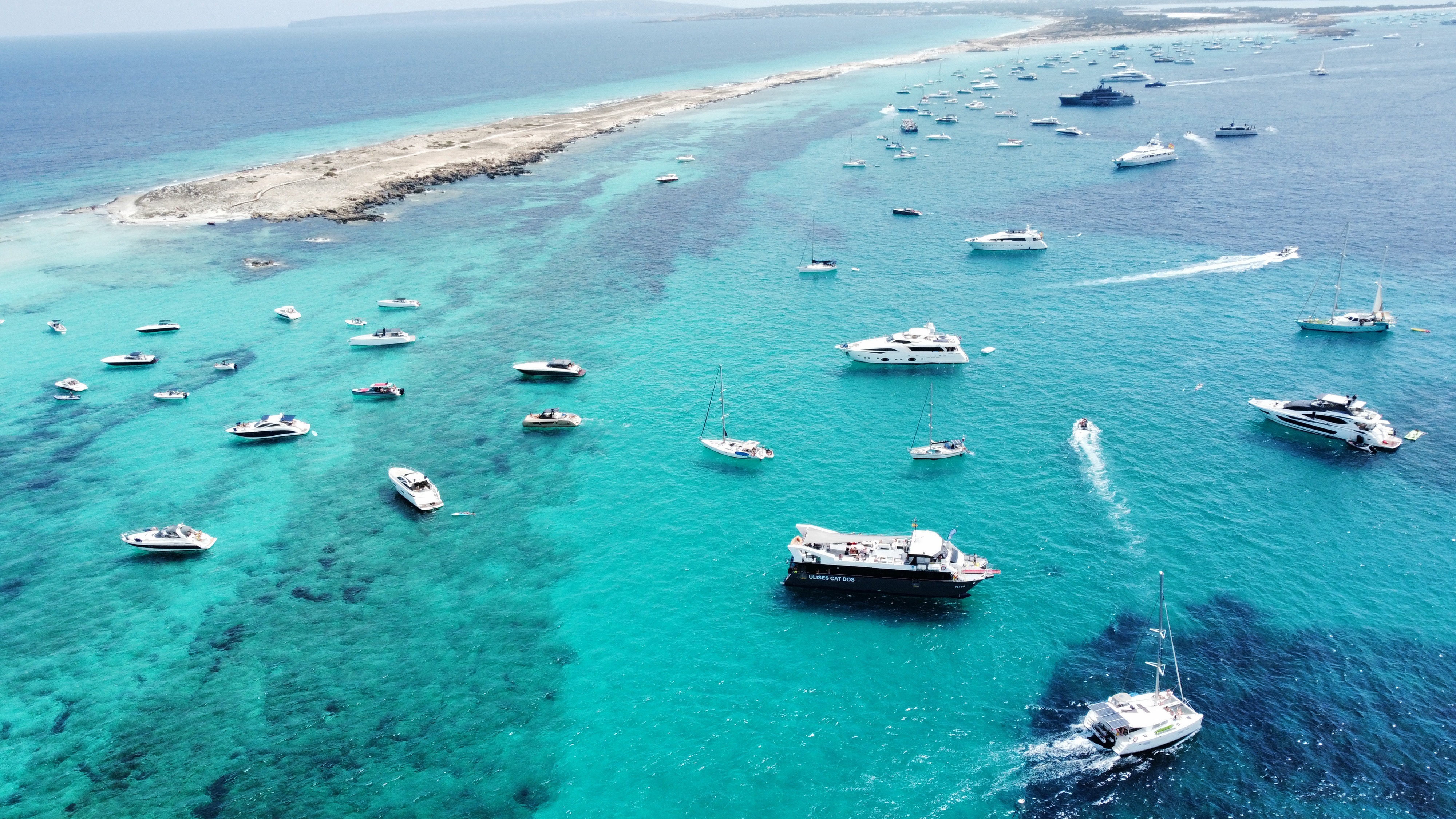 Crystal Waters boat tour and Formentera coves from Platja d’en Bossa