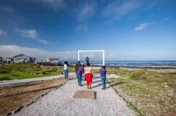 (Cape Town Tour) 3Days -Robben Island getaway & Table Mountain Car & wine taste  - Photo 3