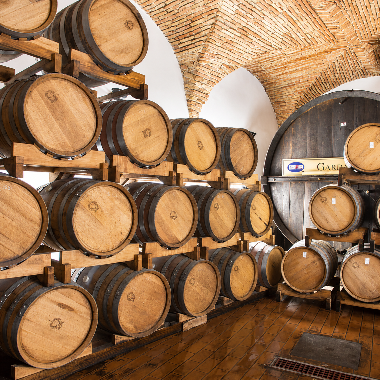 Wine tour and tasting with Lake view in Moniga del Garda - Photo 11