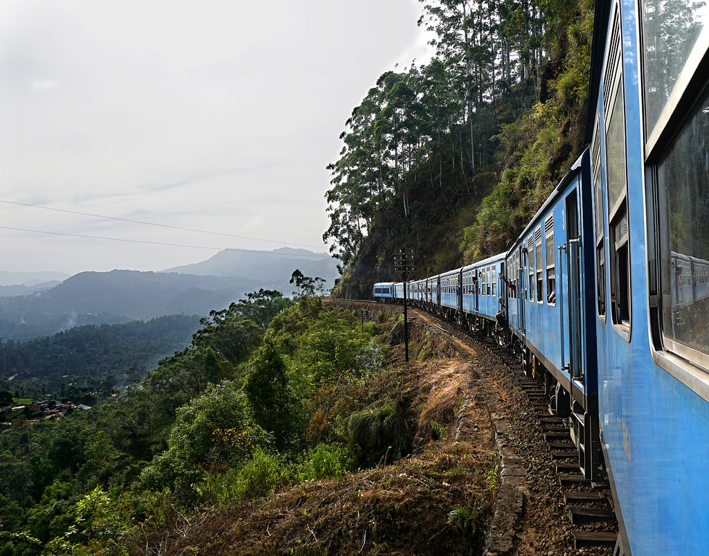 Ella to Kandy Train Tickets (Train № 1006 "Podi Menike")