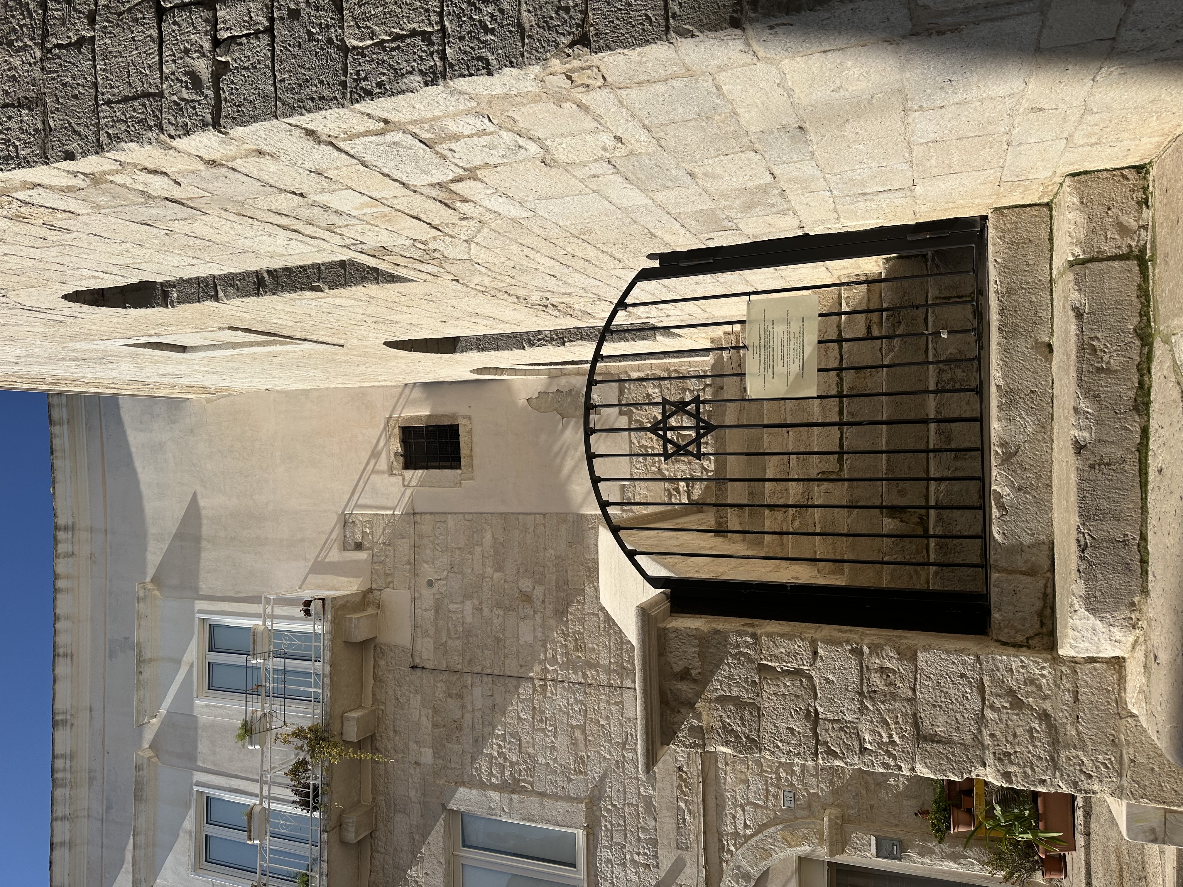 Castel del Monte and Trani Small-Group Day Trip from Bari - Photo 6