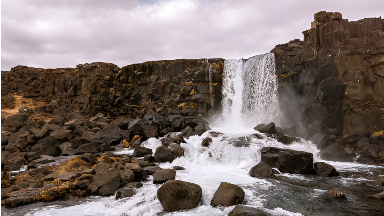 Golden Circle Tour with German Guide: Small Group from Cruise Terminal - photo 7