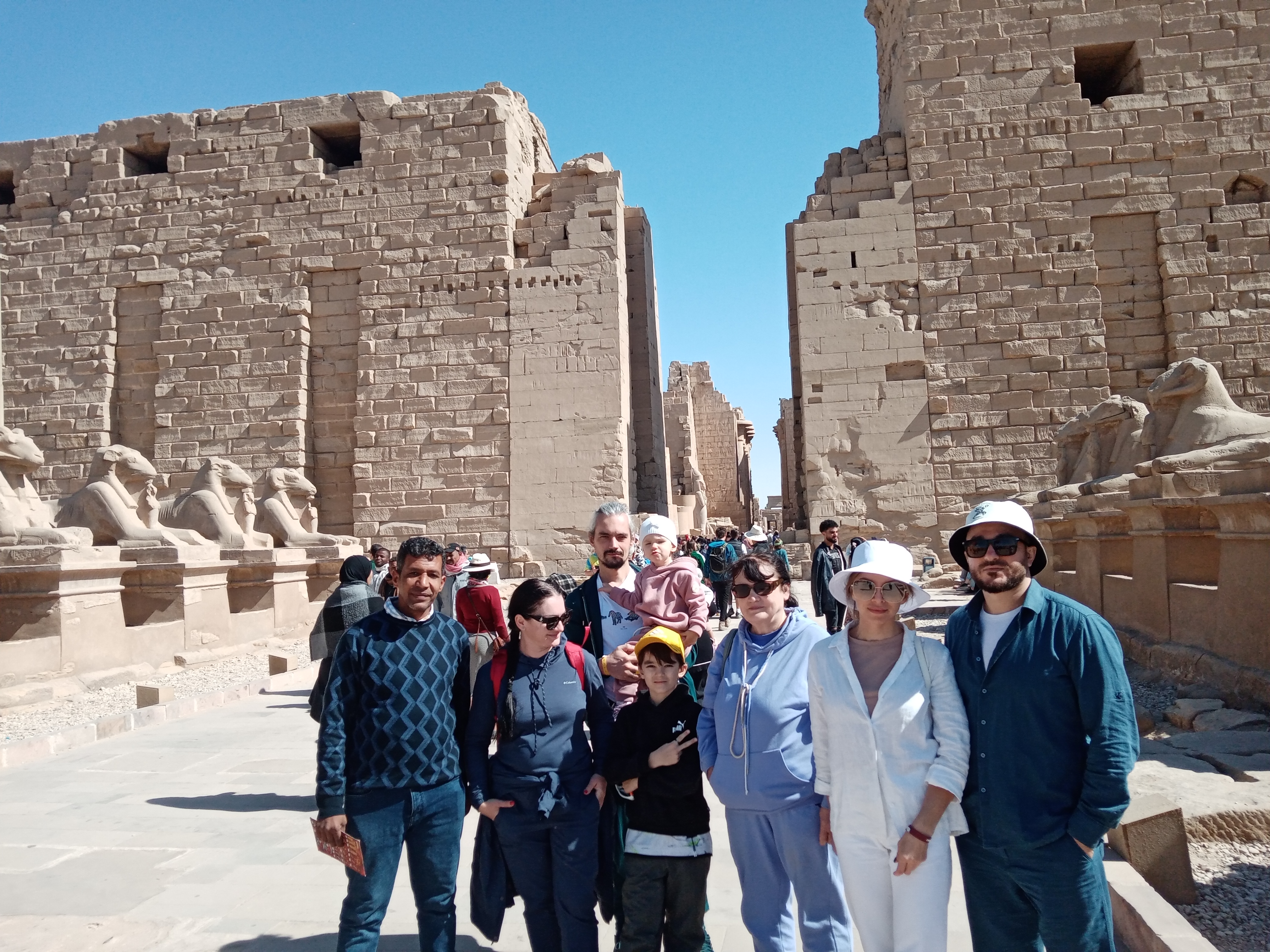 Luxor VIP Erlebnis – Exklusive Luxus-Ganztagestour ab Hurghada — photo 4