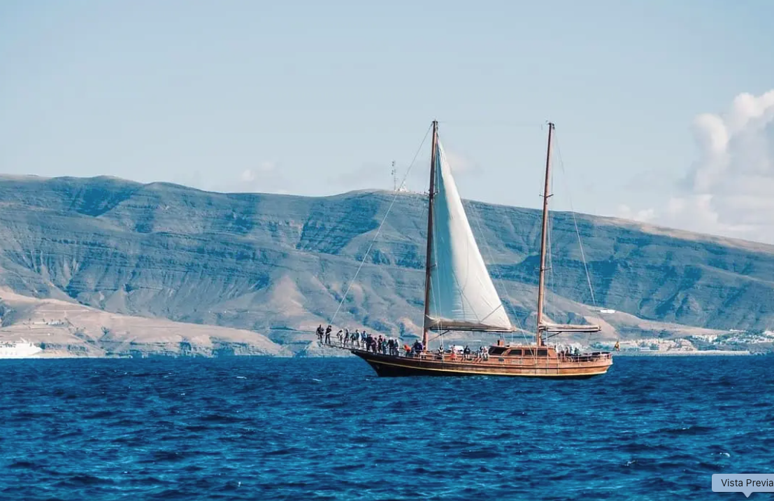 Cruise aboard a luxury Turkish schooner Aphrodite