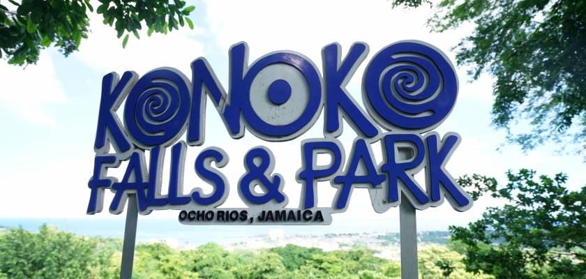 Tour a las cataratas y jardines de Konoko: experiencia en la naturaleza en Ocho Ríos
