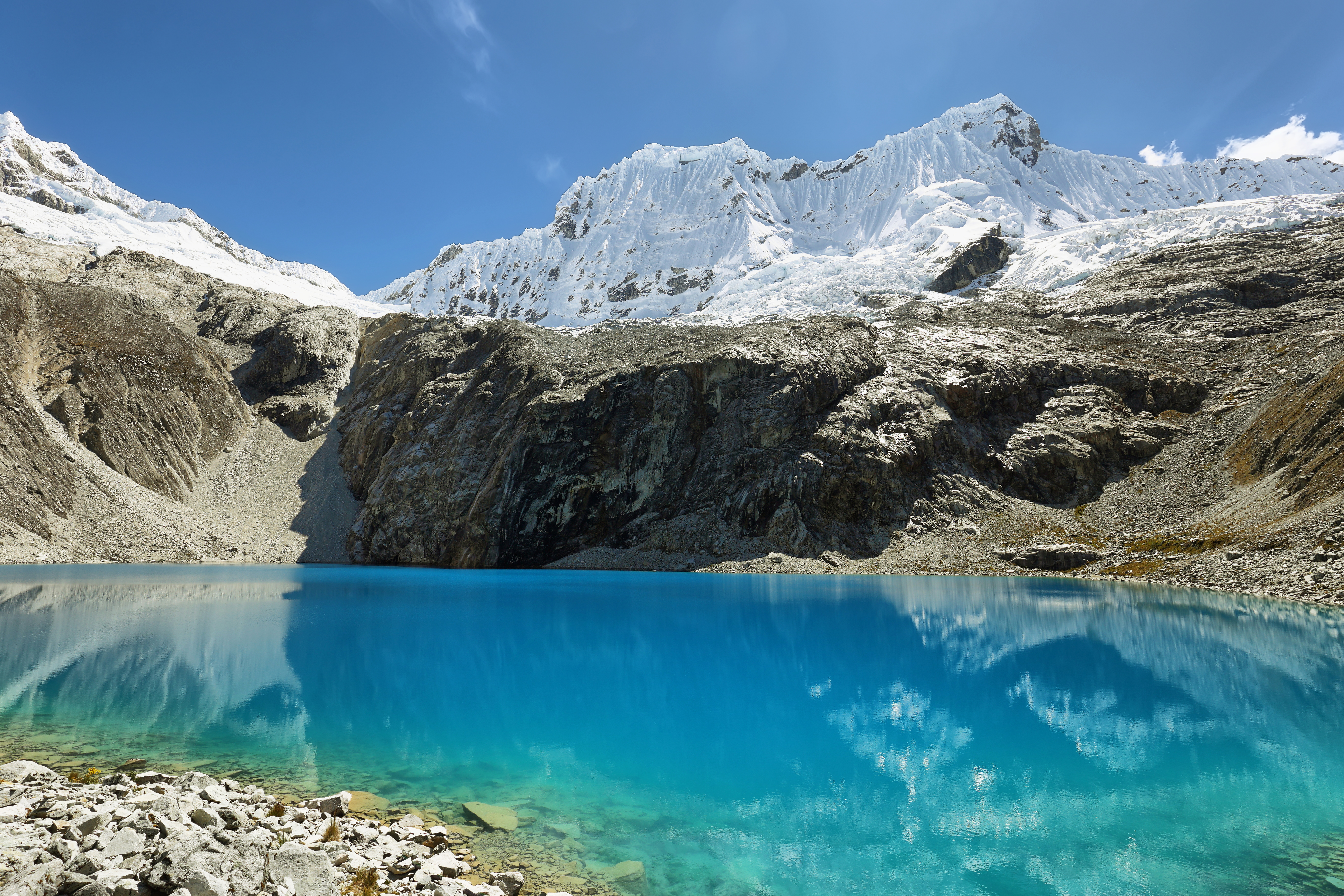 Hua-05 : Laguna 69 - Joya de la Cordillera Blanca