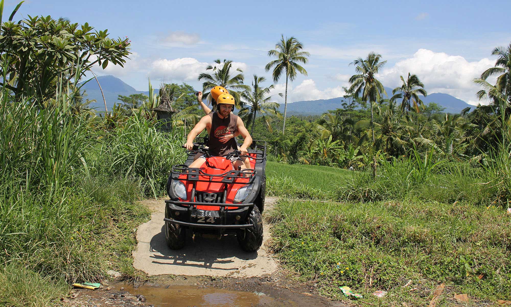 Aventura en quad en quad en Bali con traslados privados al hotel