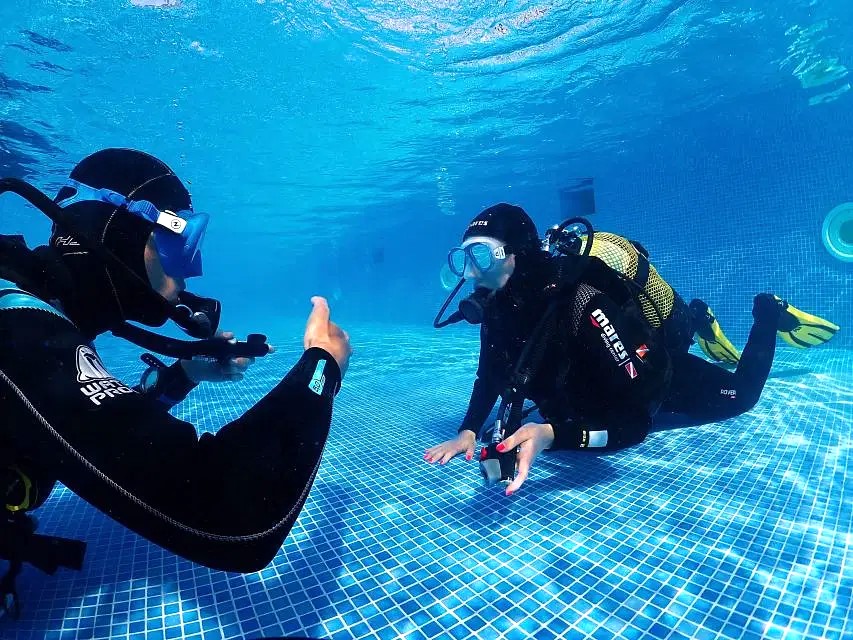 Curso PADI de aguas abiertas - Foto 4