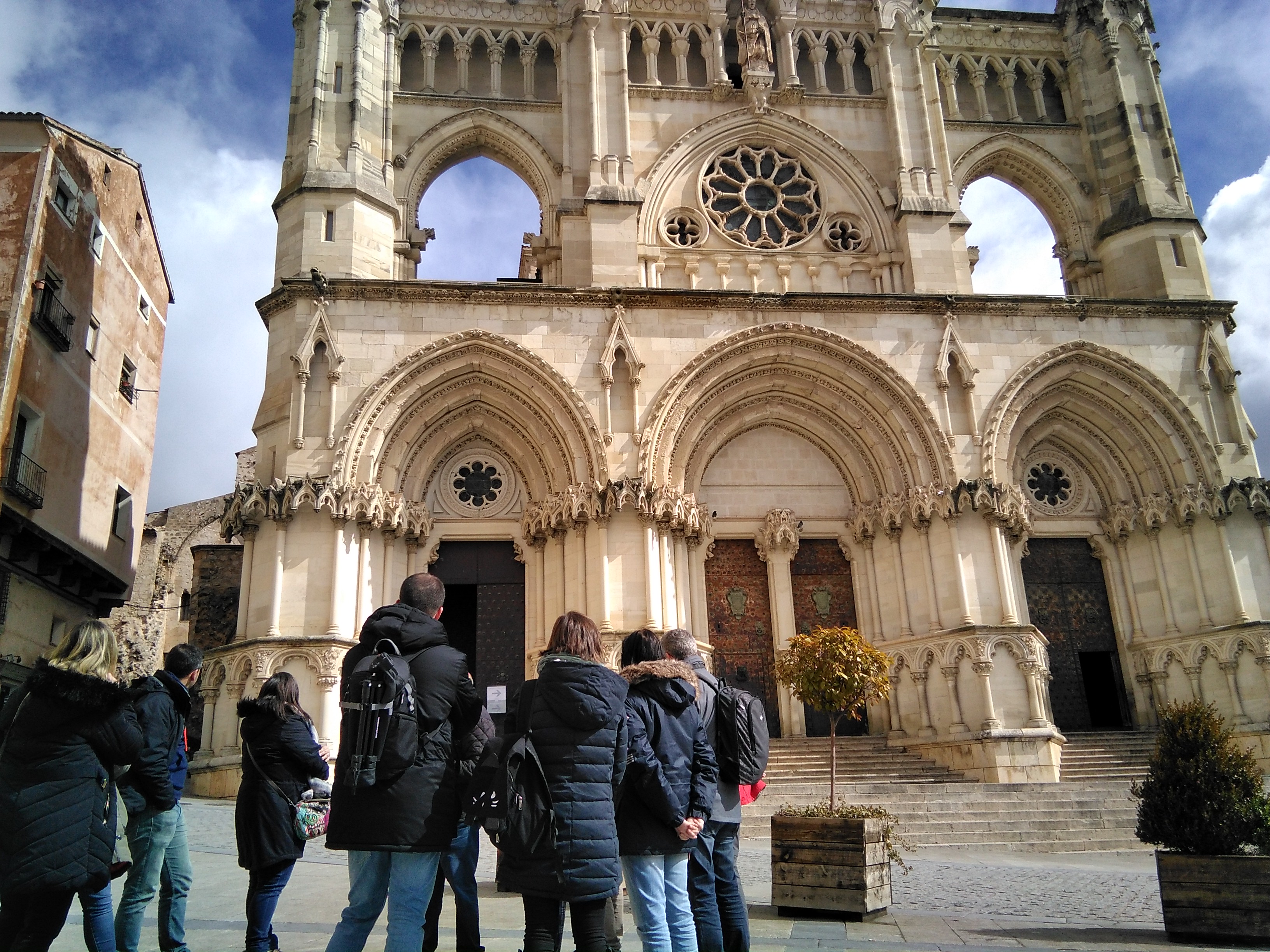Excursión a Cuenca desde Madrid con entrada a la Catedral