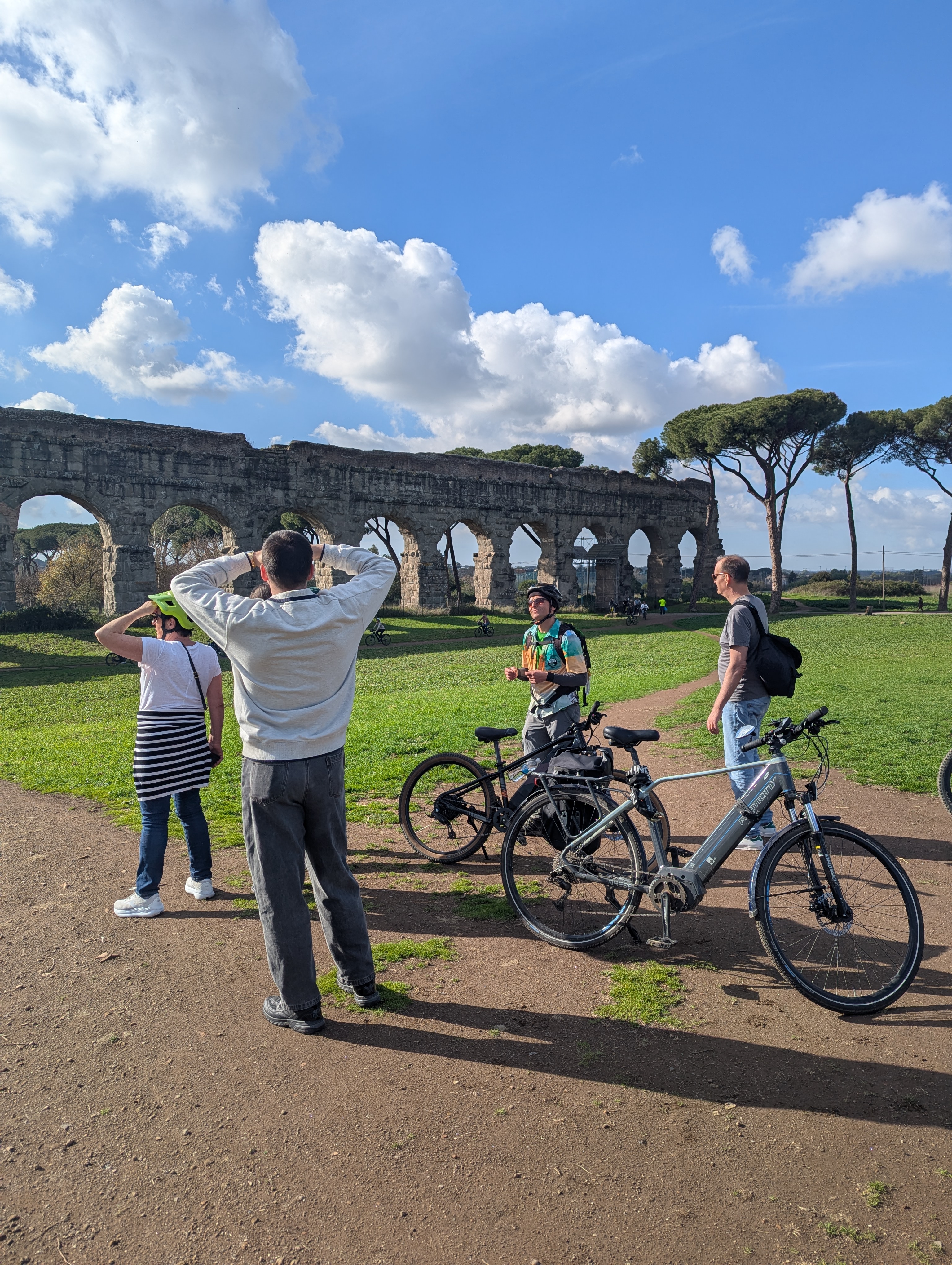 Appia Antica, Aqueduct Park and Catacombs: a ride between history and nature - Photo 4