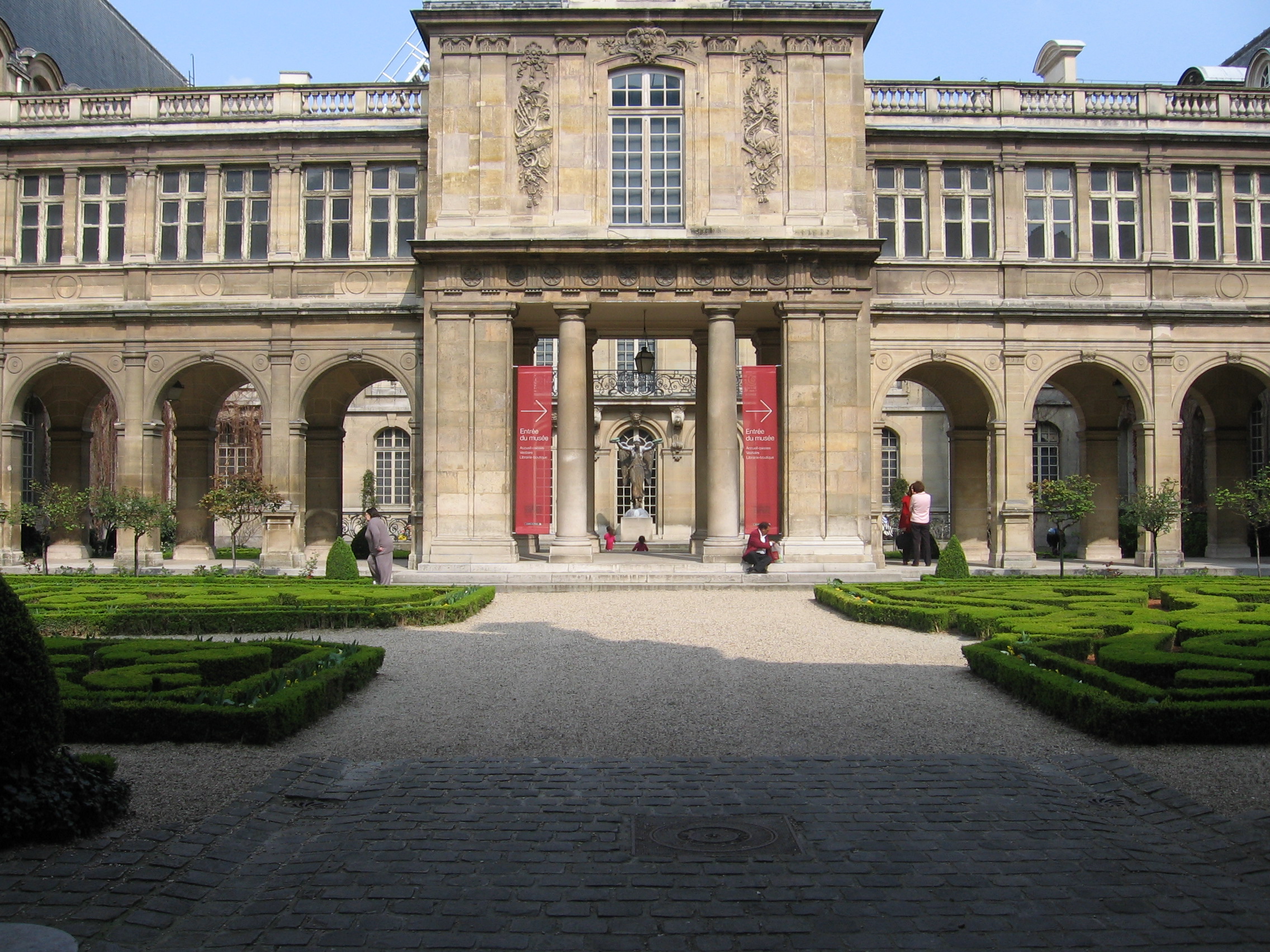 Trendy and Sumptous: Marais Lifestyle – Image 4 | WeShare