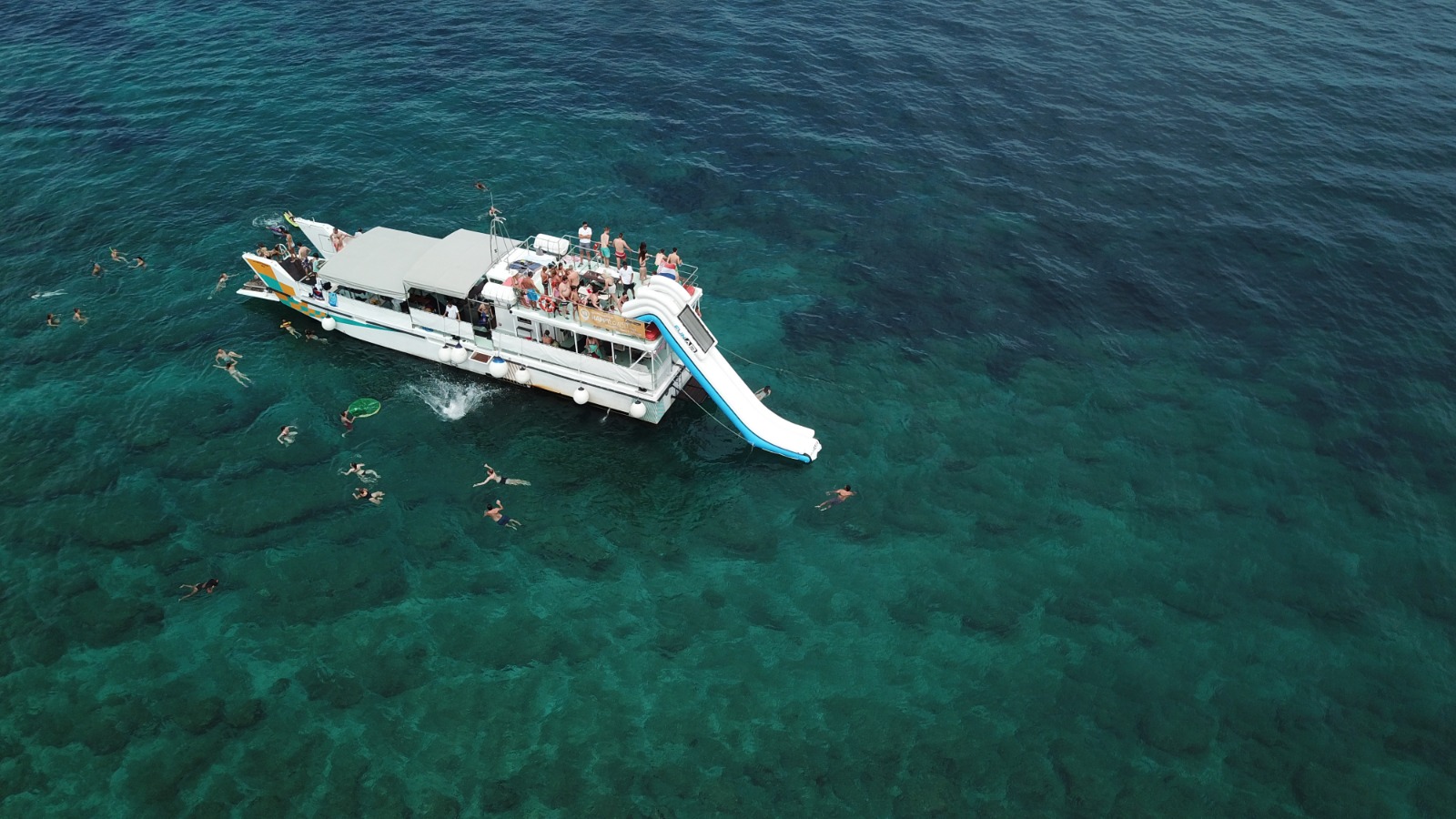 Three Islands Boat Tour from Split with Lunch and Drinks All Inclusive - Photo 7