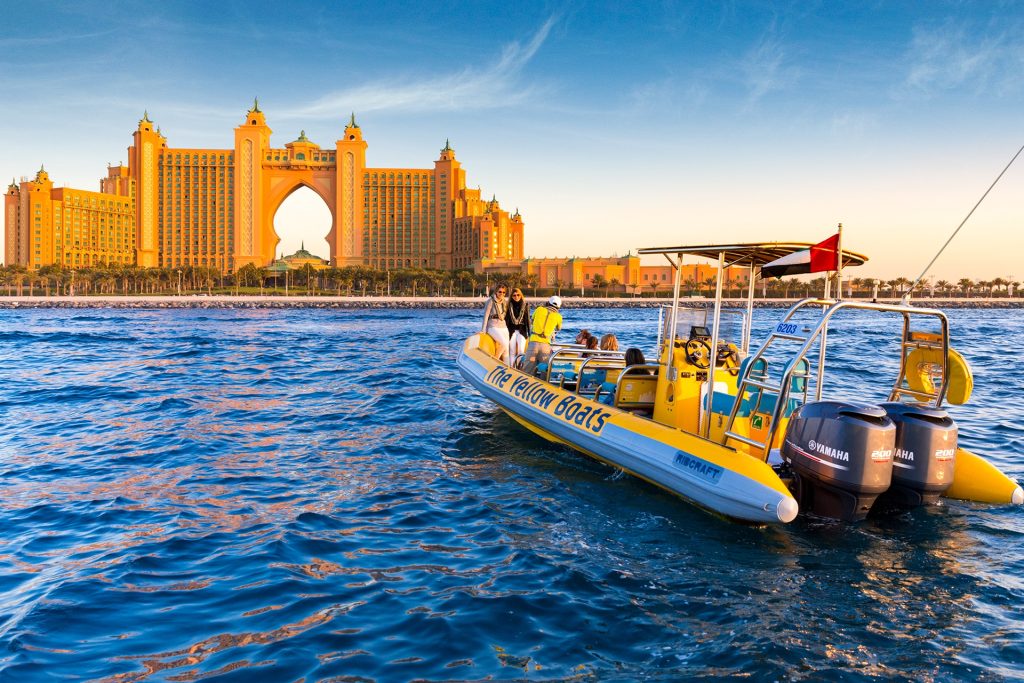 The Yellow Boats – Image 2 | WeShare