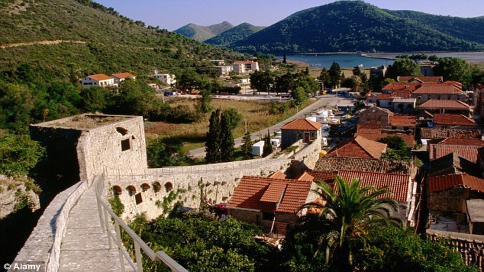 Wine tasting and visit to Ston - Photo 2