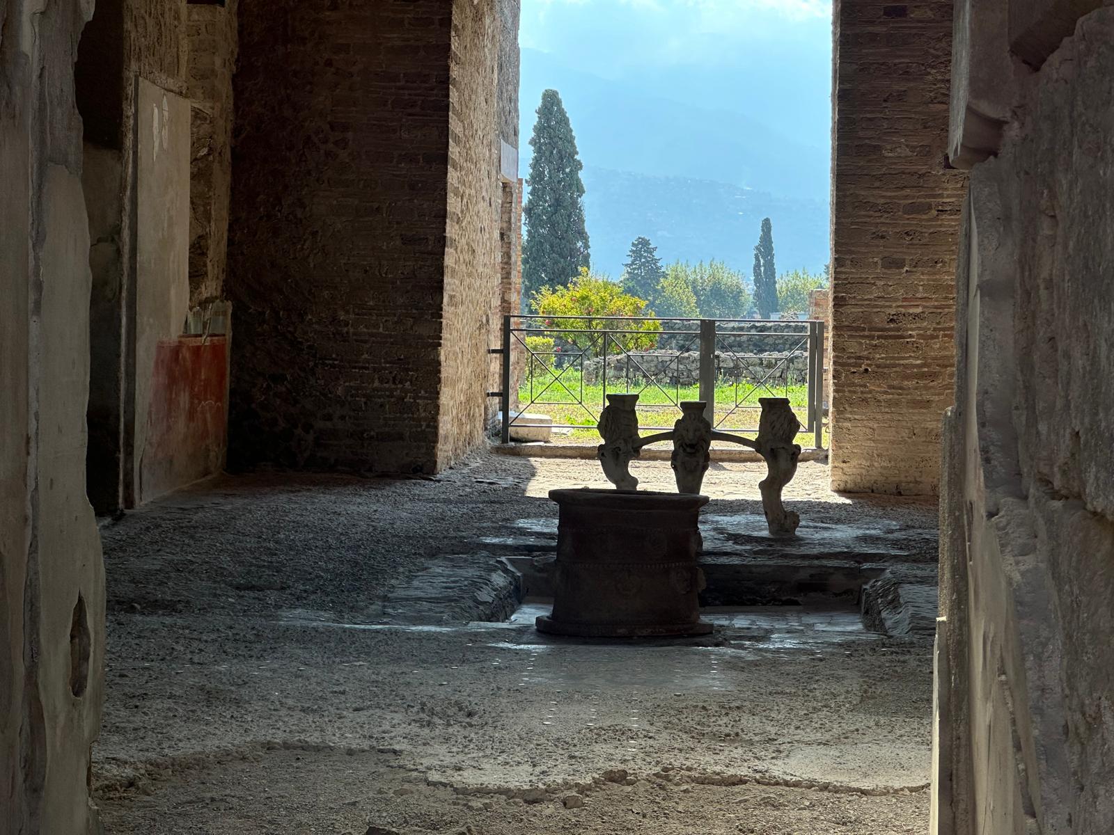 Excursión a Pompeya desde Nápoles en tren y tour guiado de Nápoles