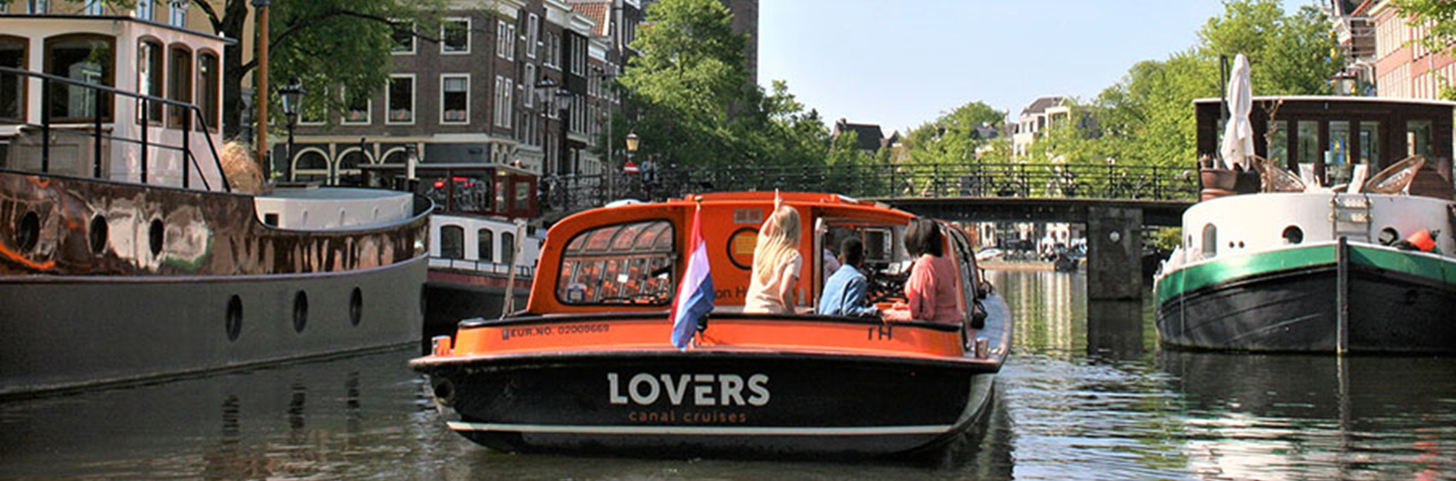 Amsterdam Canal Boat Cruise – Image 2 | WeShare