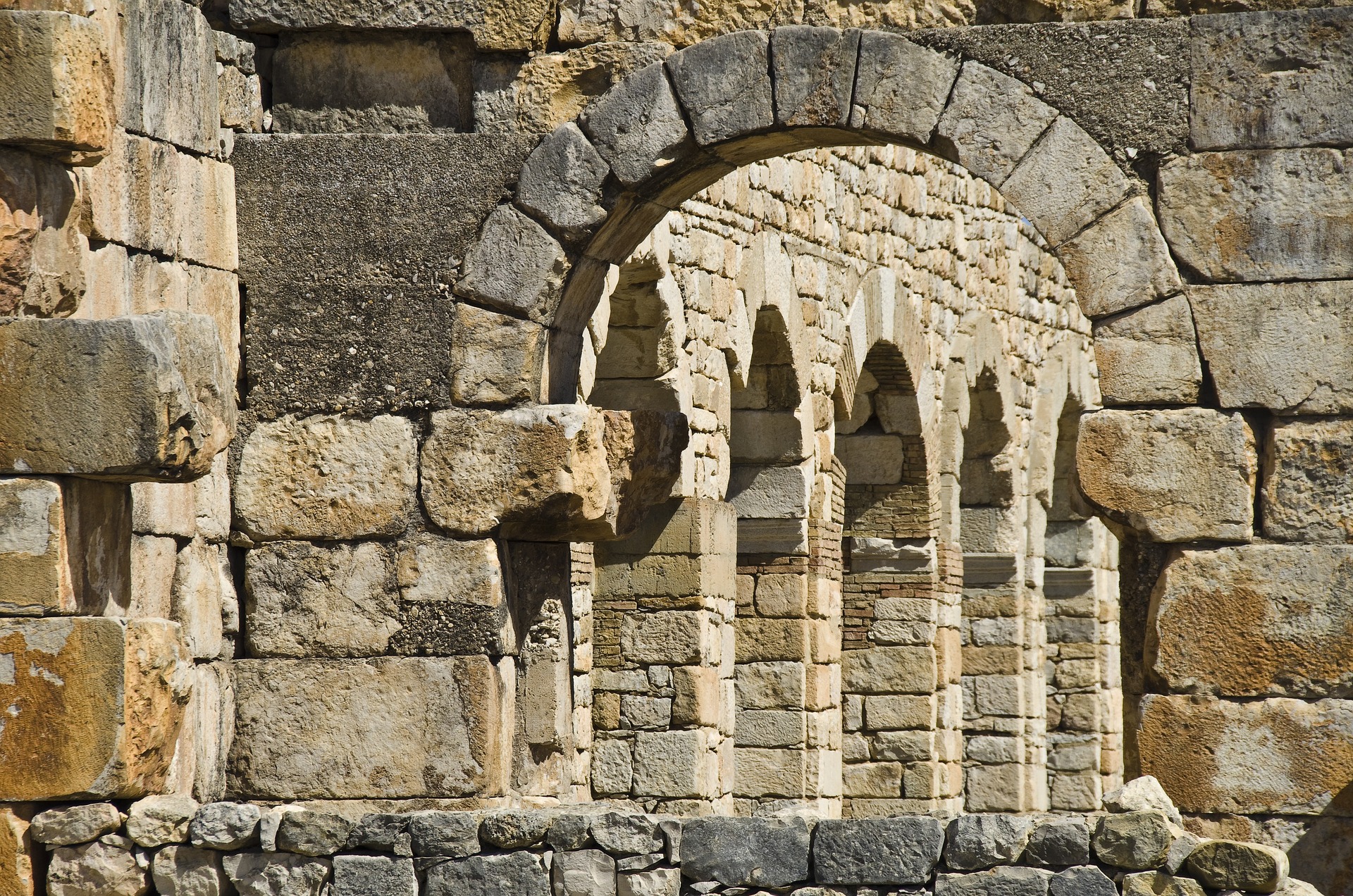 Excursion d'une journée aux ruines romaines de Volubilis et à Meknès au départ de Rabat