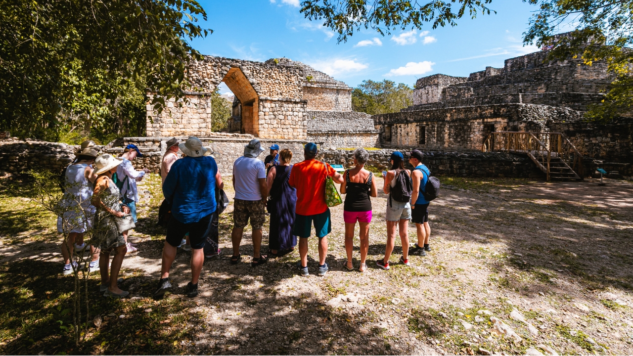 Desde Cancún: tradiciones mayas de Ek Balam — 14/17