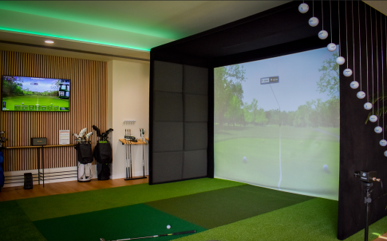 GOLF Indoor & Relax: Eleva tu Juego, Relaja tu Mente.