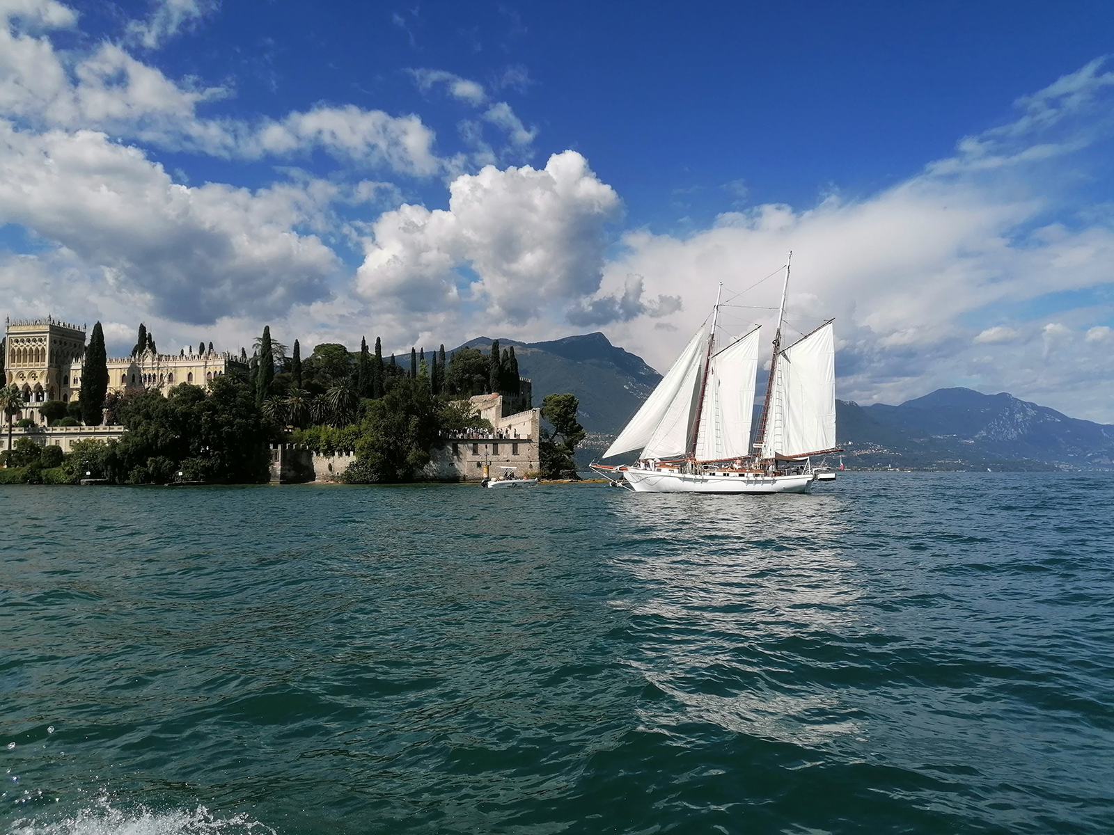 Private boat tour with wine and food tasting from Garda - Photo 15
