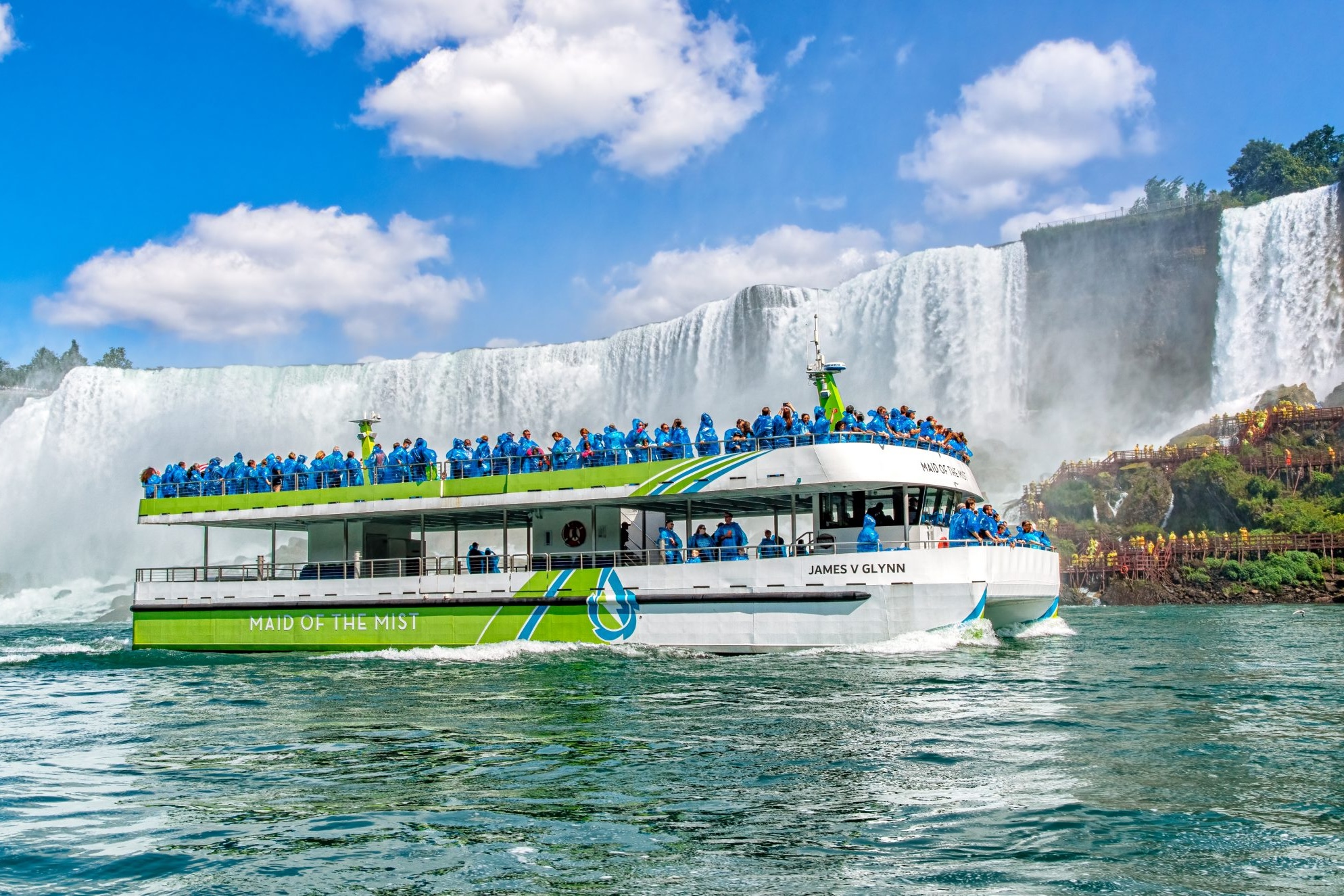 Niagara Falls Day Trip by Air from New York City  