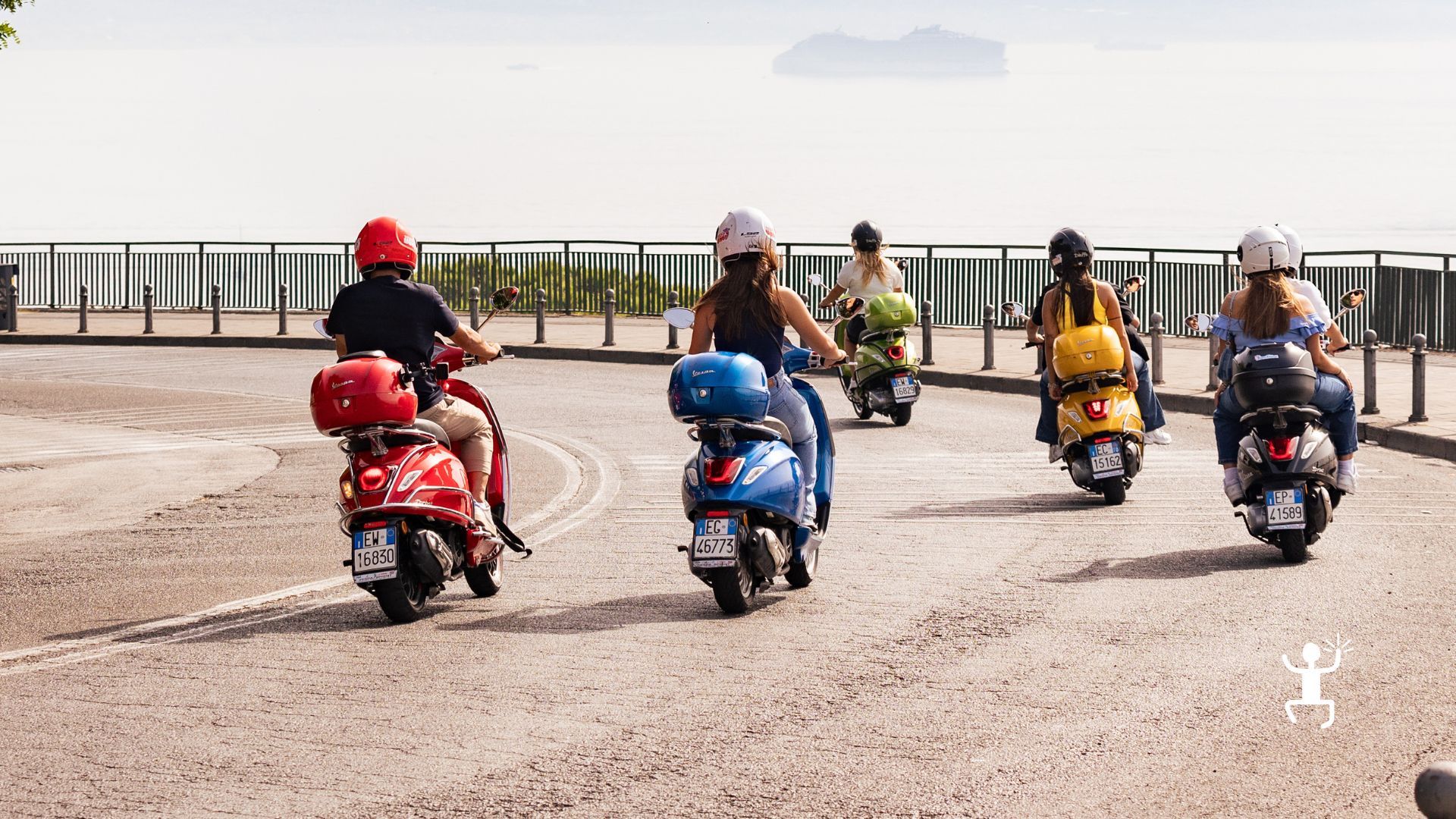 Naples: scenic Vespa tour with tastings - Photo 4