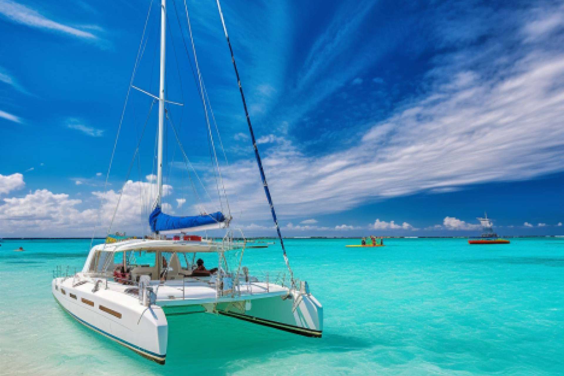 Catamarán a Isla Mujeres: snorkel, comida y transporte incluidos 5