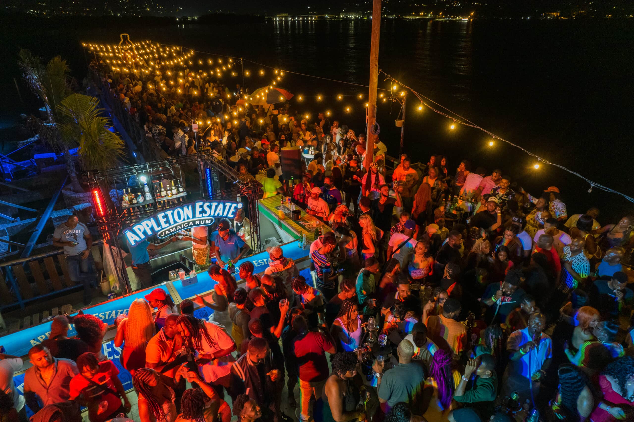Experiencia exclusiva de vida nocturna en Montego Bay
