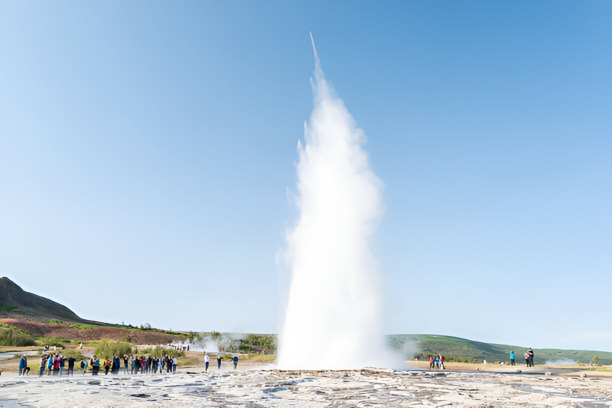 Tour del Círculo Dorado en Español en Grupo Reducido con Recogida  - Alojamientos en Reikiavik