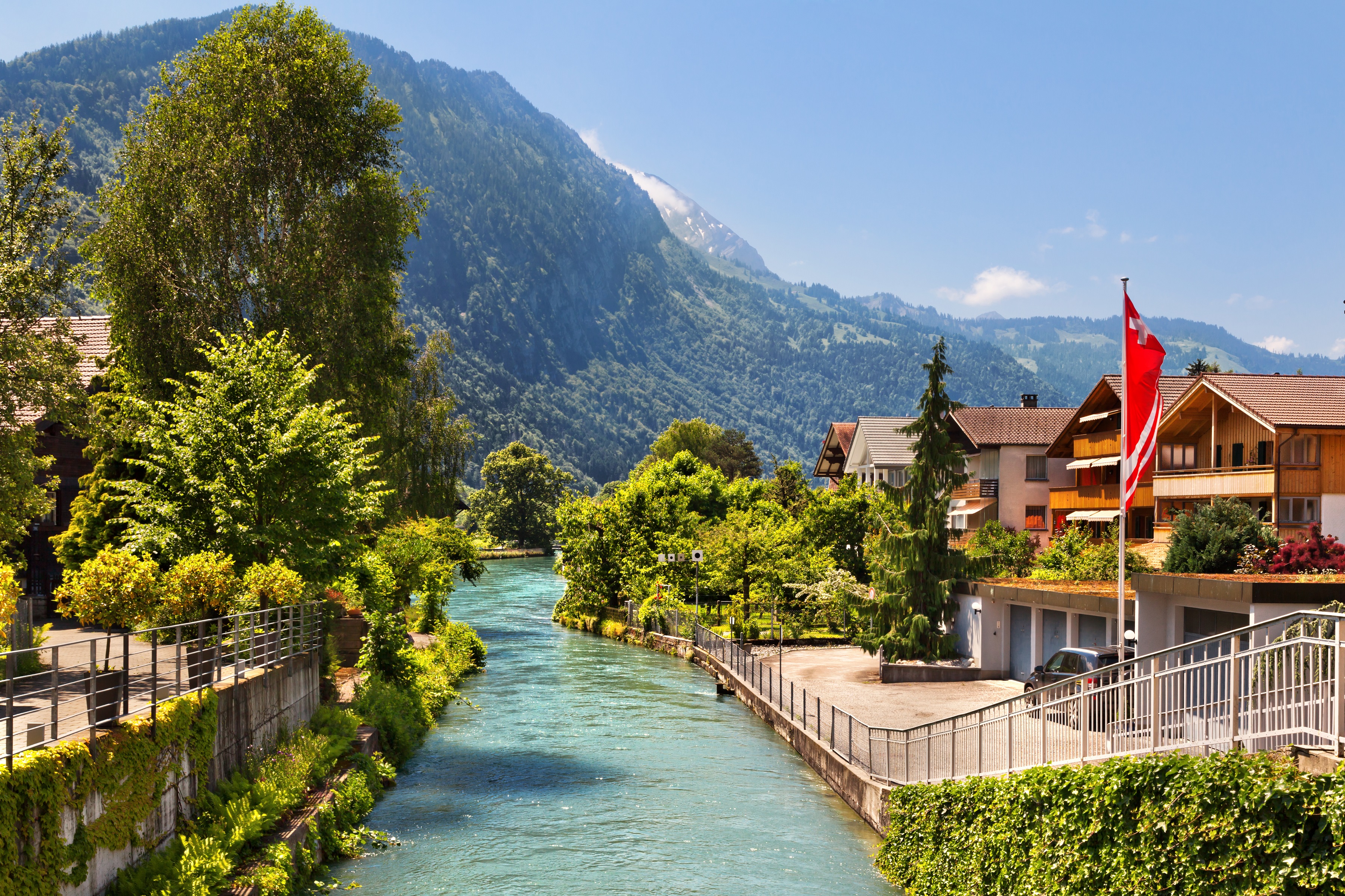 Interlaken Private Half Day Sightseeing Tour by Car with Local - Photo 6