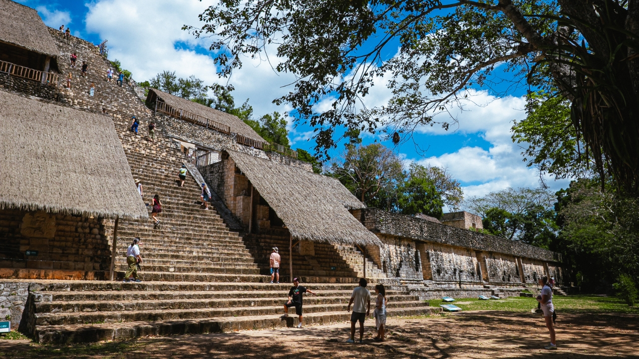 Desde Cancún: tradiciones mayas de Ek Balam — 16/17
