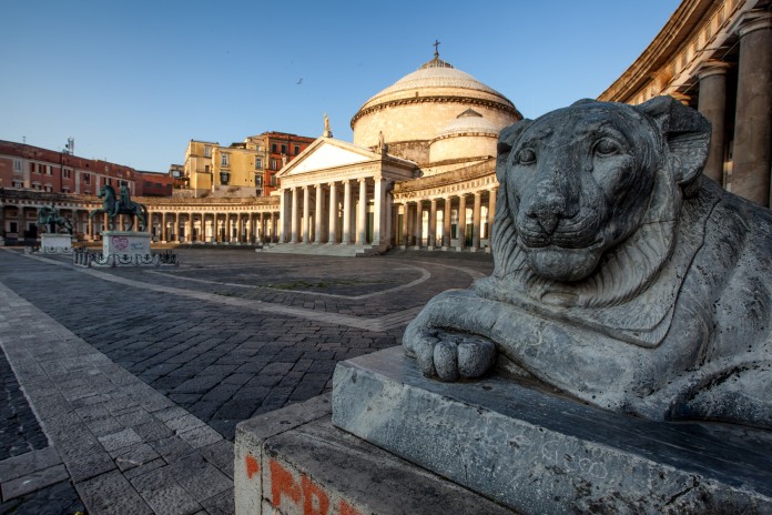 NAPLES HYSTORICAL CENTRE  with UNDERGROUND RUINS complete guided tour (ita/engl/span) - Photo 8