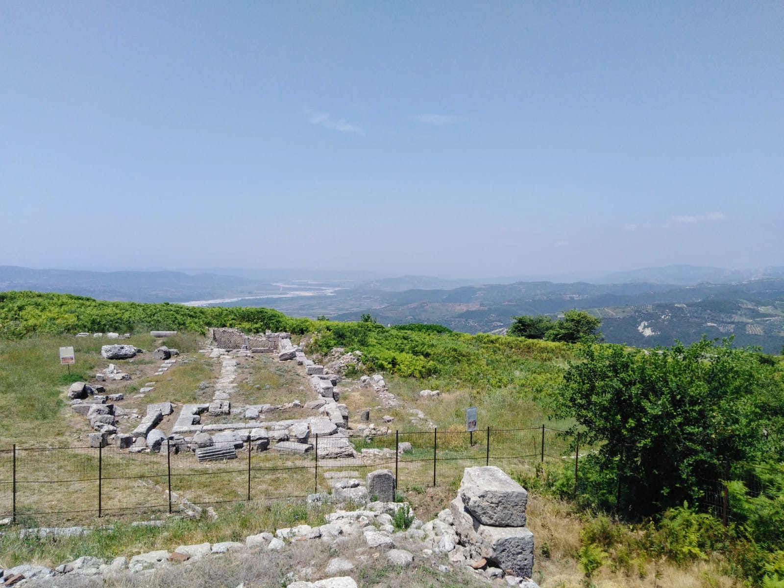 From Fier: Apollonia, Bylis and Ardenica - Photo 2