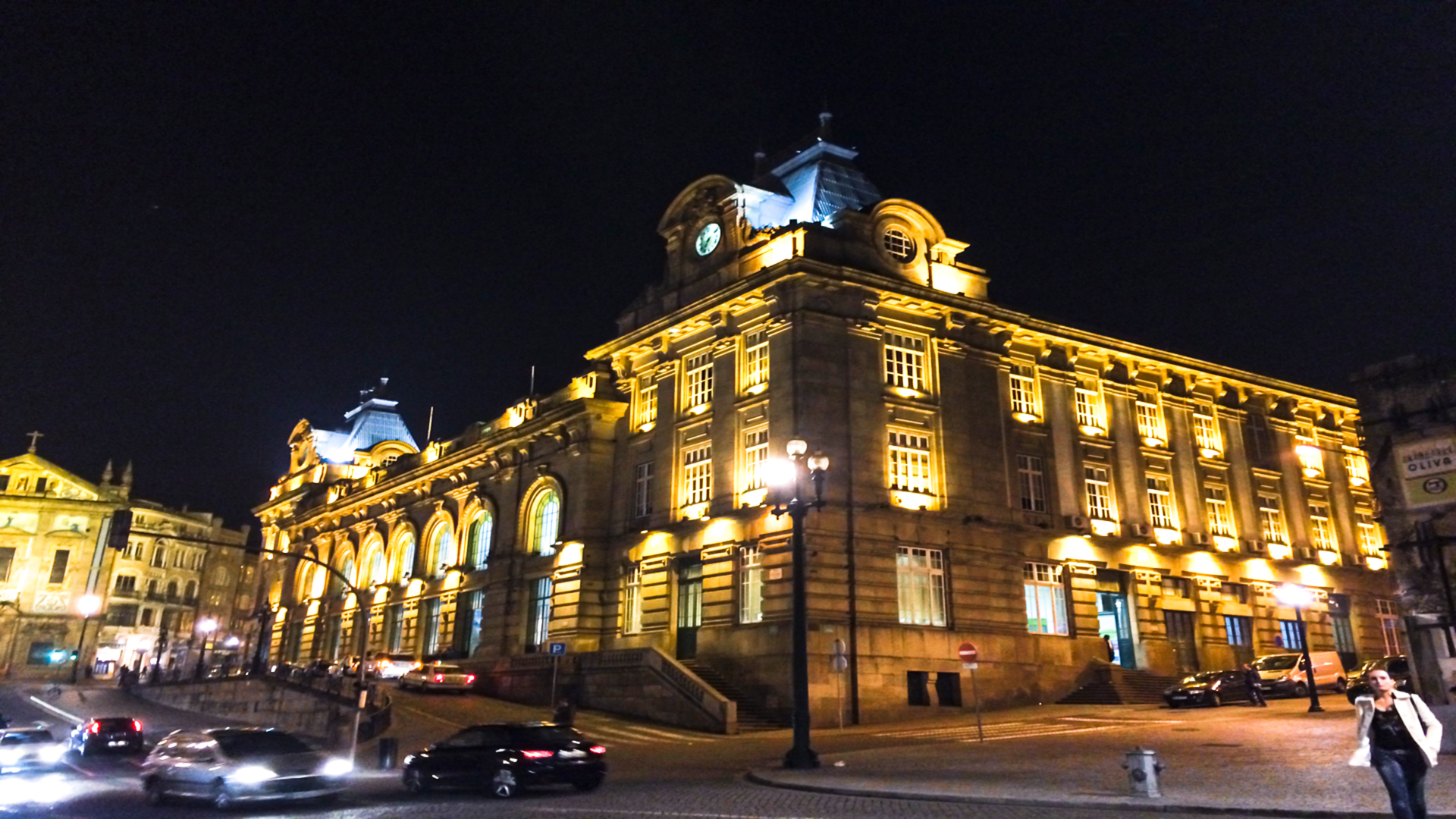 Private Porto Night Tour: Illuminated Riverfront and City Views - Photo 14