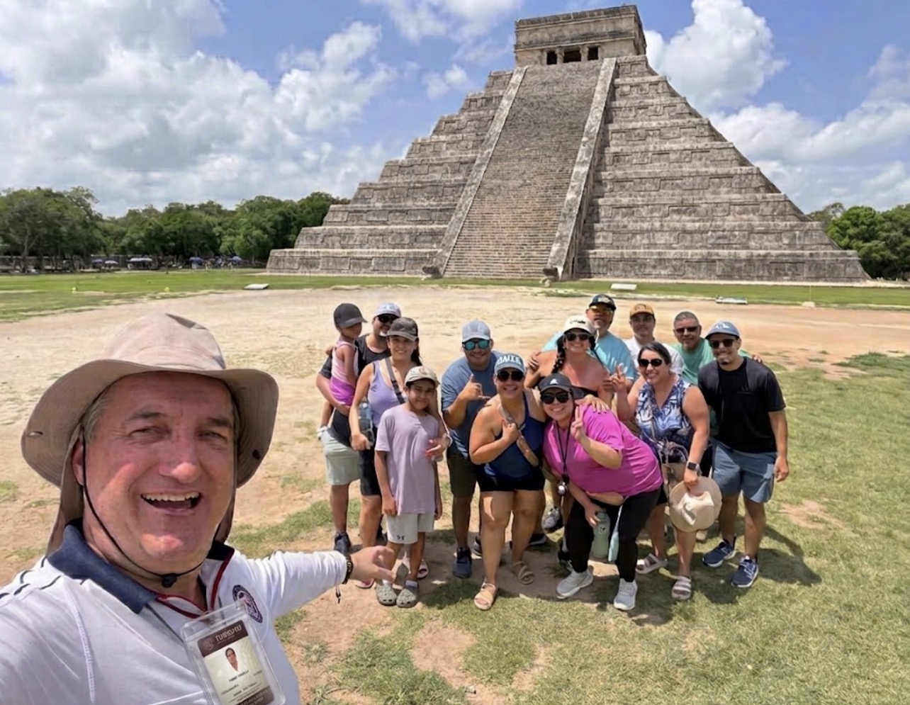 Chichén Itzá before the crowds, cenote and lunch