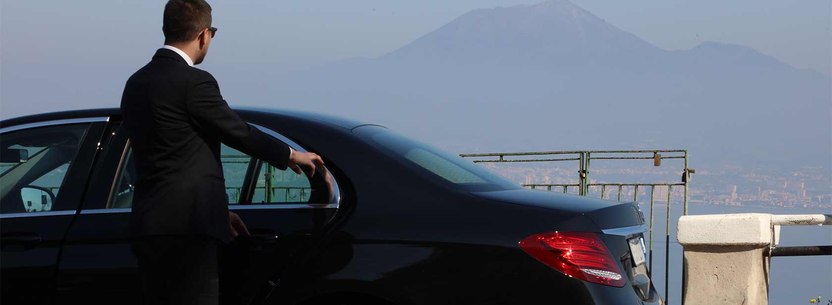 Transfer from Naples to Pompeii / Herculaneum / Torre del Greco / Castellammare di Stabia or vice versa - Photo 3