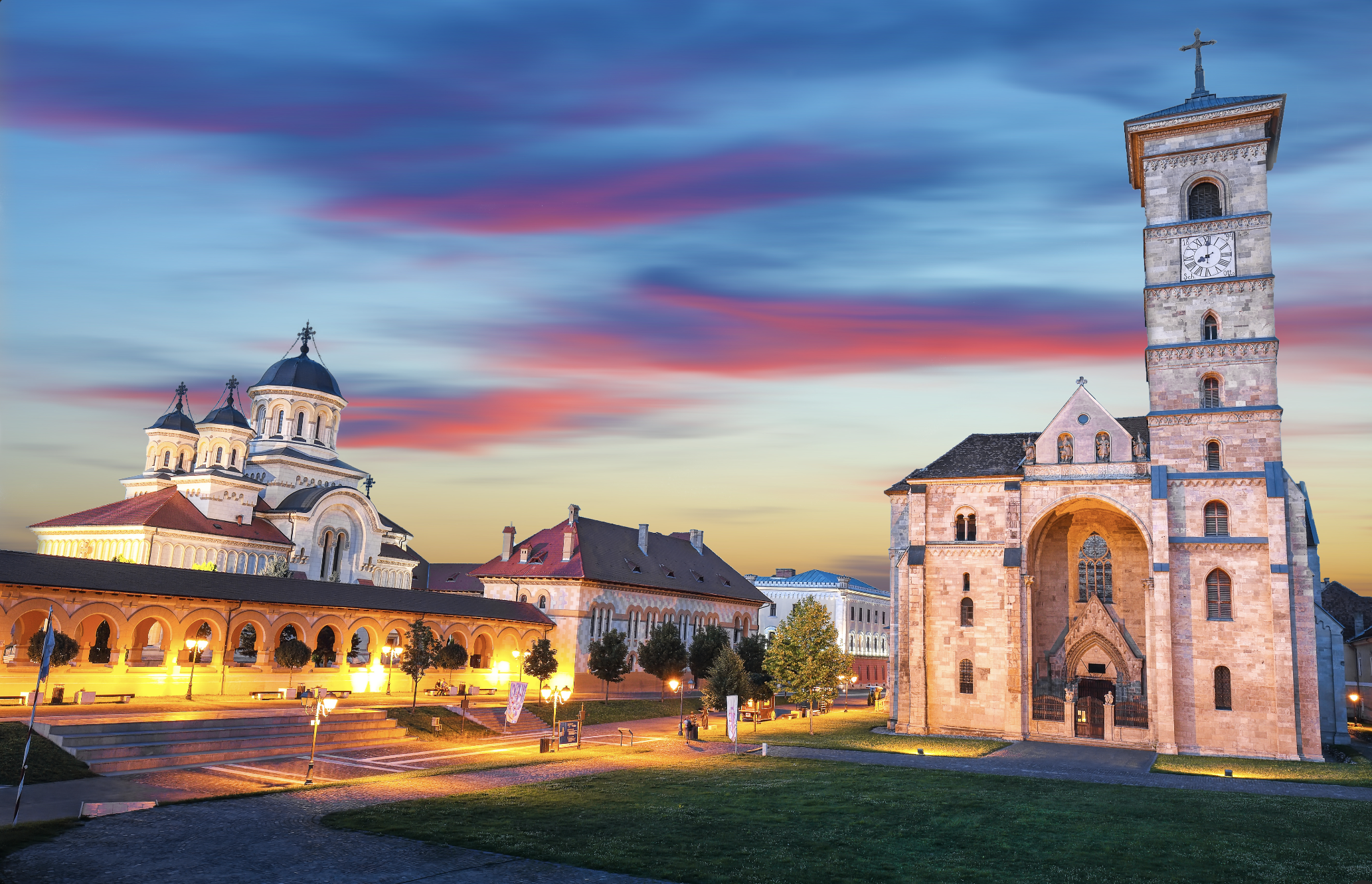Turda Salt Mine, Corvin Castle and Alba Fortress small group from Cluj