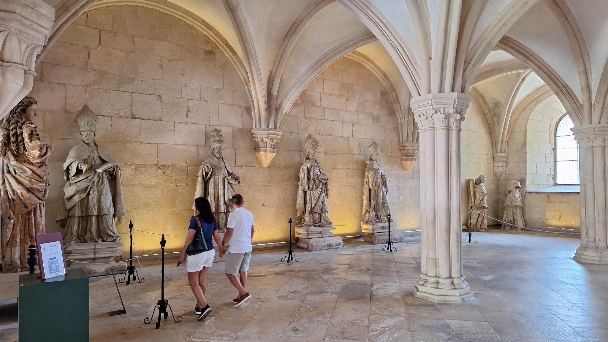 Private Day Tour from Porto: Alcobaça Monastery, Nazaré and Big Waves - Photo 10