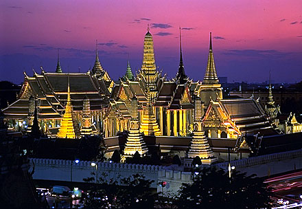 Bangkok: únete al recorrido a pie por el Gran Palacio, Wat Pho, Wat Arun y el mercado de flores - Foto 2