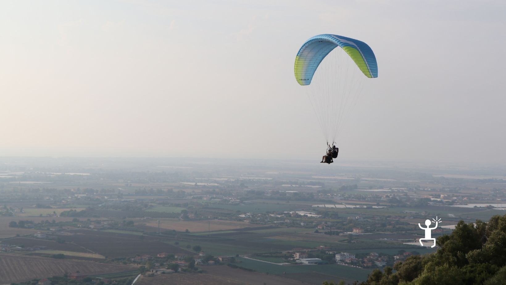 Cilento: tandem paragliding flight over Capaccio Paestum - Photo 6