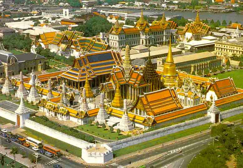Bangkok: únete al recorrido a pie por el Gran Palacio, Wat Pho, Wat Arun y el mercado de flores - Foto 4
