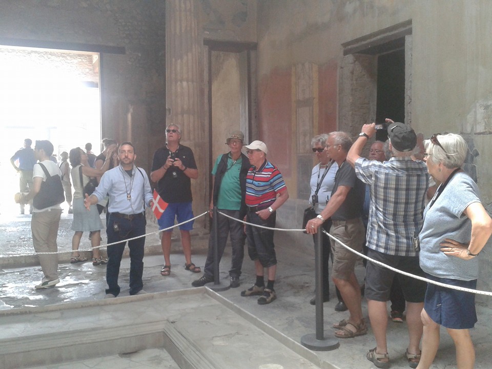 POMPEII RUINES PRIVATE guided tour with transfer service (up to 4 persons) - Photo 3